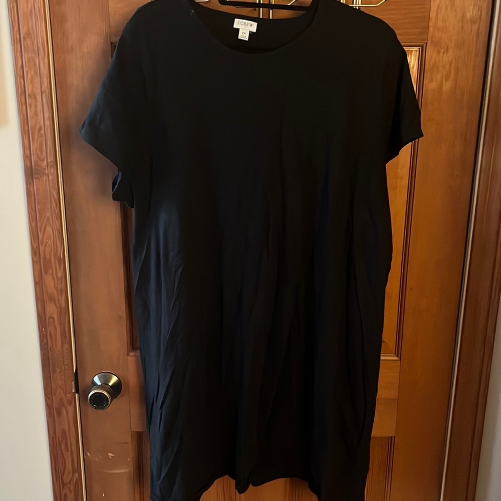 Black t shirt dress